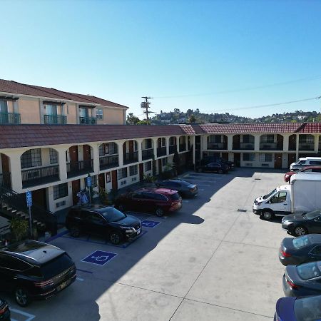 Chariot Inn Glendale - Pasadena Экстерьер фото